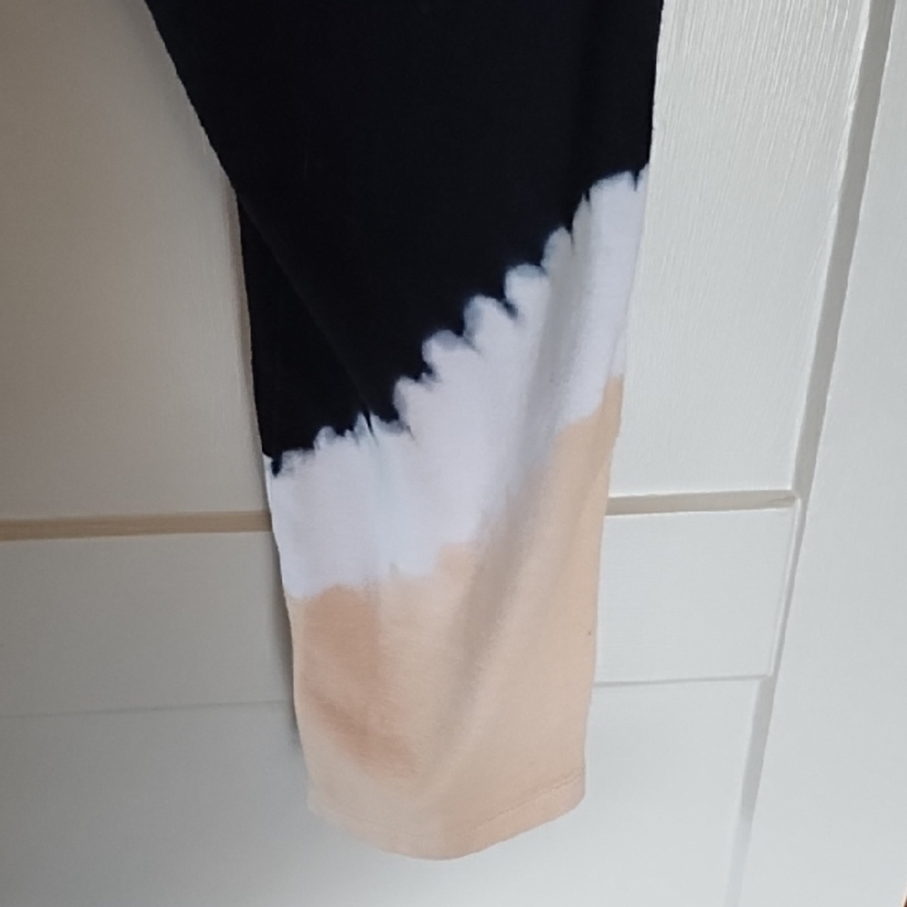 torrid Black Leggings with White and Beige Tie-Dye Hem - Picture 2 of 5